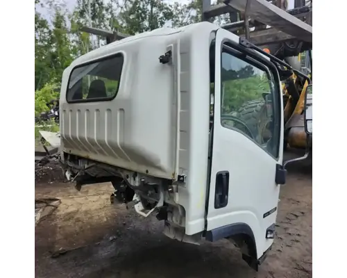 Isuzu NRR Cab