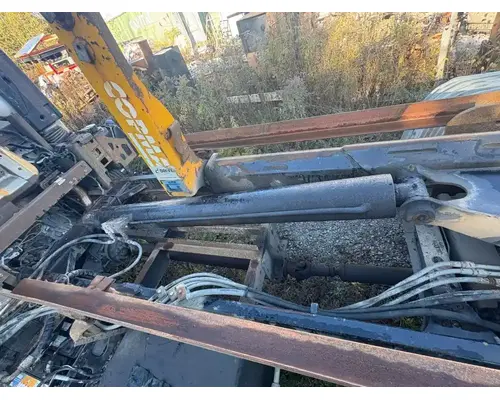 Isuzu NRR Equipment (Mounted)