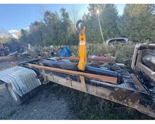 Isuzu NRR Equipment (Mounted)