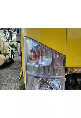 Isuzu NRR Headlamp Assembly