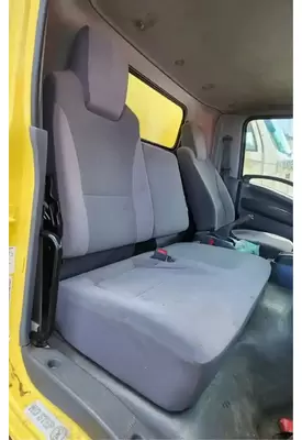 Isuzu NRR Seat, Front