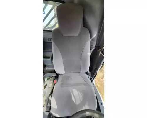 Isuzu NRR Seat, Front