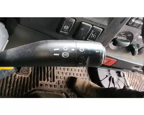 Isuzu NRR Steering Column