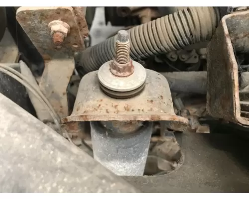 Isuzu NRR Suspension