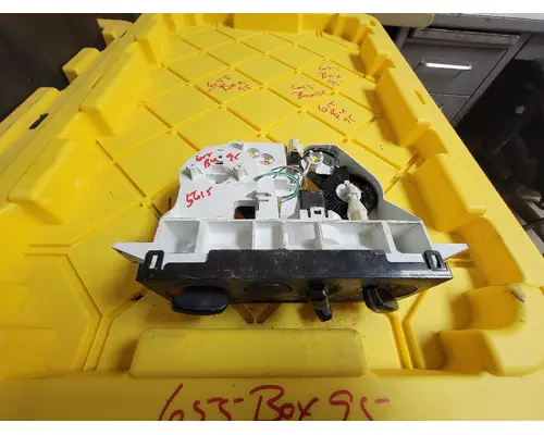 ECM (HVAC) ISUZU NPR-HD Crest Truck Parts