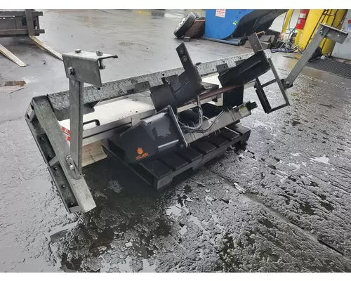 Liftgates / Tailgates ISUZU NPR-HD Camerota Truck Parts