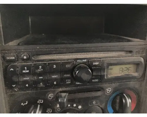 Radio Isuzu NPR Vander Haags Inc WM