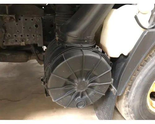 Air Cleaner Isuzu NPR Vander Haags Inc WM
