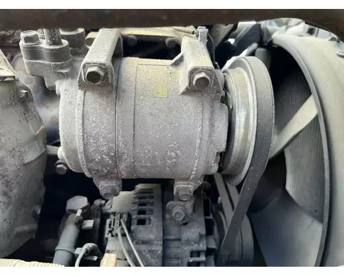 Air Conditioner Compressor ISUZU NPR DTI Trucks