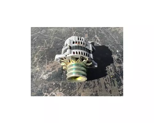 Alternator ISUZU NPR American Truck Salvage