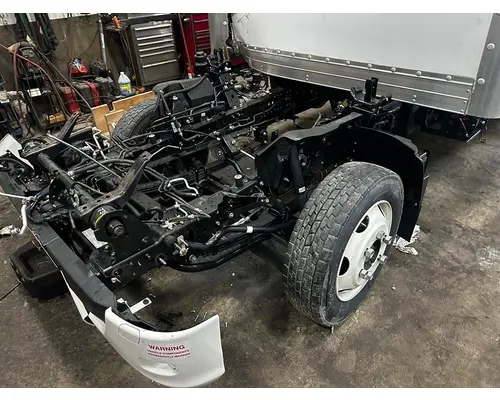  ISUZU NPR Dutchers Inc   Heavy Truck Div  Ny
