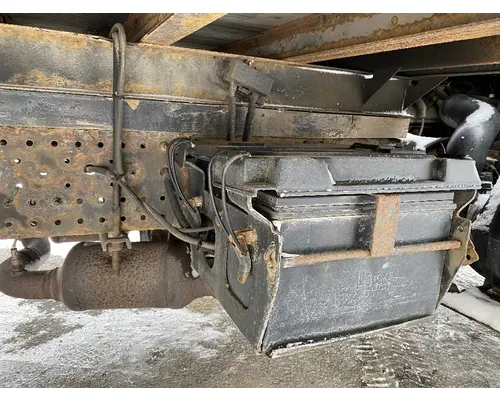 Battery Box ISUZU NPR Dutchers Inc   Heavy Truck Div  Ny