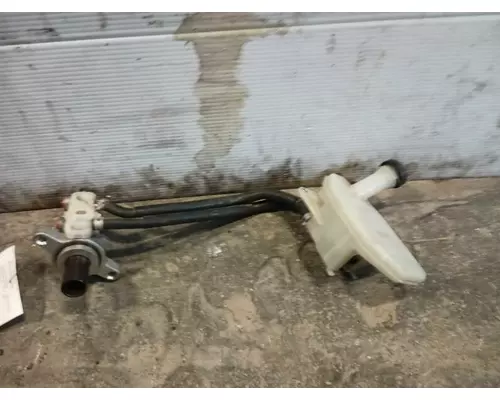 Brake Master Cylinder Isuzu NPR Spalding Auto Parts
