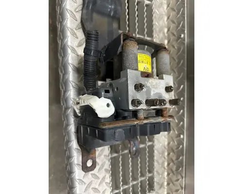 ECM (Brake & ABS) ISUZU NPR Dutchers Inc   Heavy Truck Div  Ny
