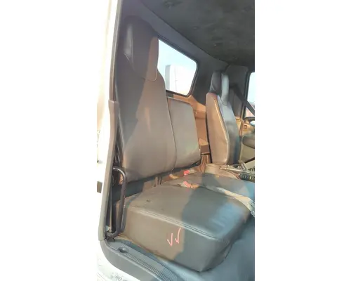 Seat, Front ISUZU NPR LKQ Heavy Truck - Goodys