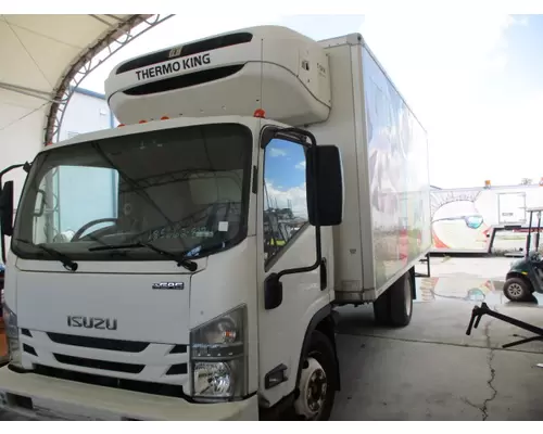 Complete Vehicle ISUZU NPR LKQ Heavy Truck - Tampa