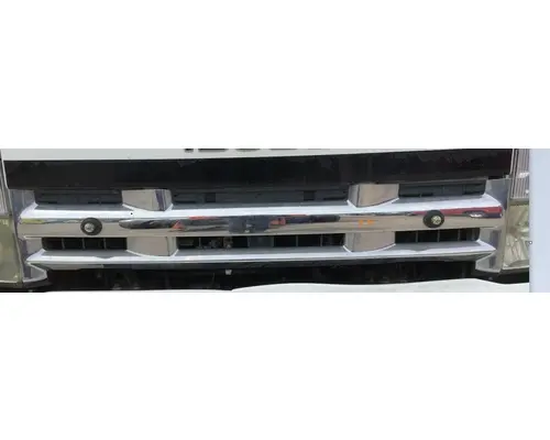 Grille ISUZU NQR 2008-2014 LKQ Heavy Truck - Goodys