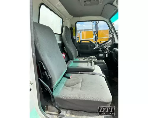 Seat, Front ISUZU NQR DTI Trucks