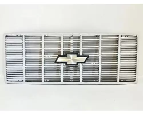 Grille Isuzu NRR Complete Recycling Group LLC