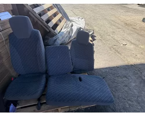 Seat, Front ISUZU NRR Camerota Truck Parts