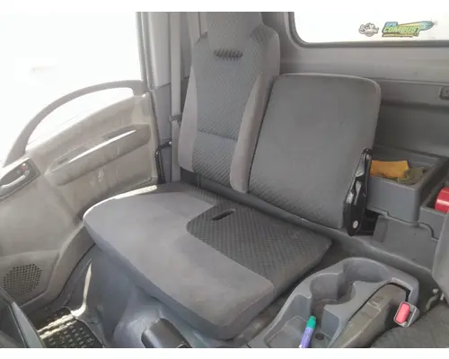 Seat, Front ISUZU NRR LKQ Heavy Truck - Tampa