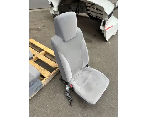 Seat, Front ISUZU NRR Camerota Truck Parts