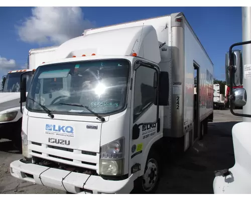 Complete Vehicle ISUZU NRR LKQ Heavy Truck - Tampa