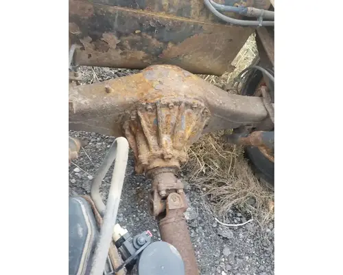 Isuzu R40 Rears (Rear)