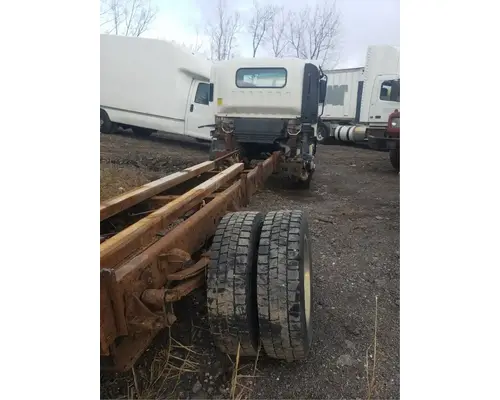 Isuzu R40 Rears (Rear)