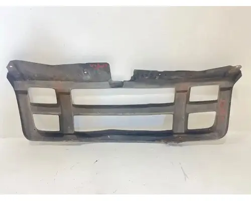 Isuzu Reach Grille