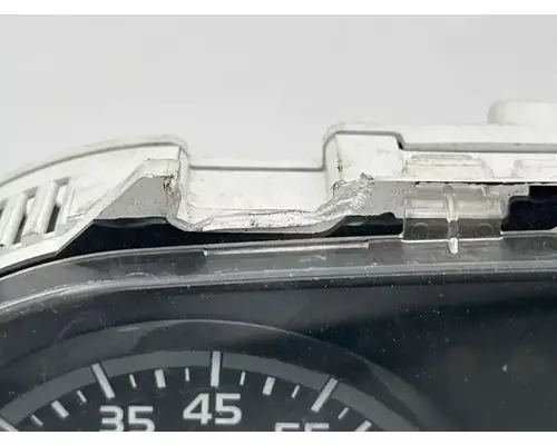 Isuzu Reach Instrument Cluster