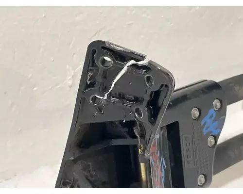 Isuzu Reach Mirror (Side View)