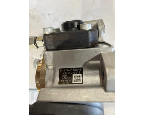 Isuzu  Fuel Pump