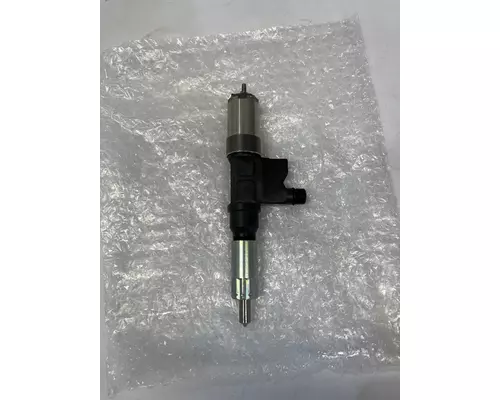 Isuzu  Injectors - Fuel 