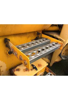 JCB 416B HT Equip Step