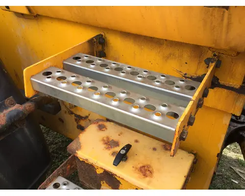 JCB 416B HT Equip Step