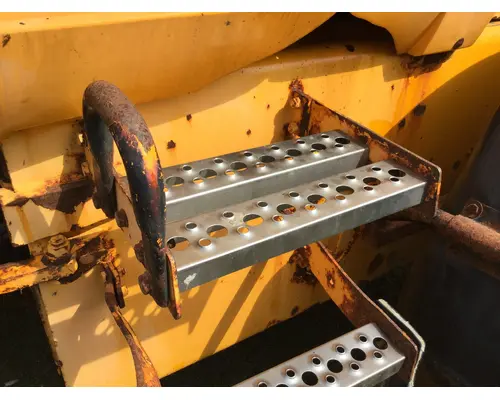 JCB 416B HT Equip Step