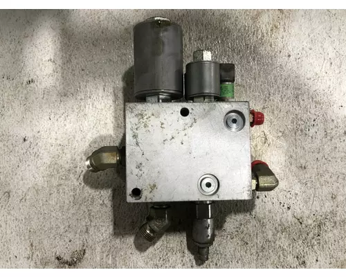JCB HD110WT Equip Hydraulic Valve