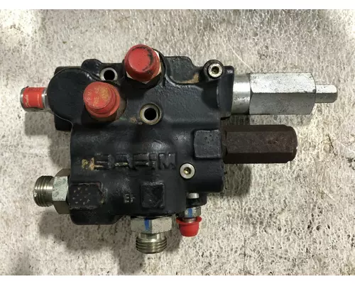 JCB HD110WT Equip Hydraulic Valve