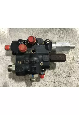 JCB HD110WT Equip Hydraulic Valve