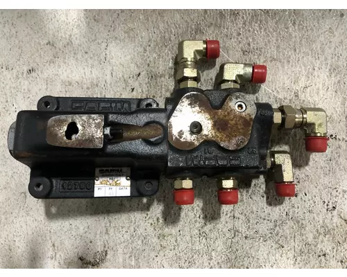 JCB HD110WT Equip Hydraulic Valve