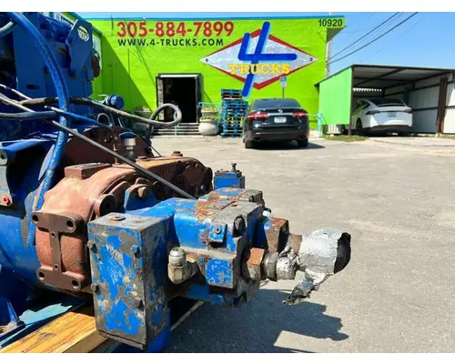 JOHN DEERE 28102CE Engine Assembly