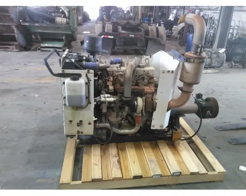 JOHN DEERE 4.5 POWER TECH ENGINE ASSEMBLY