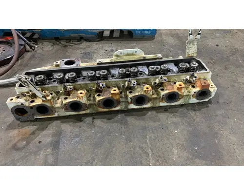 JOHN DEERE 6068T Cylinder Head