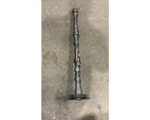 JOHN DEERE  Camshaft