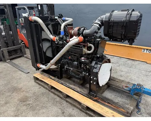 JOHN DEERE  Engine Assembly