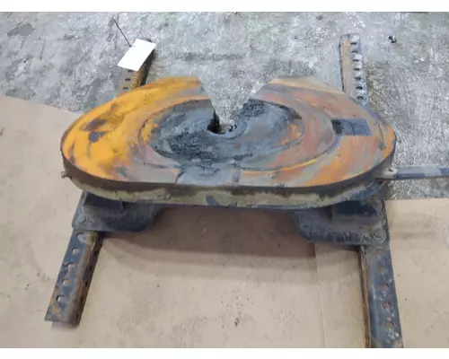 JOST  STATIONARY FIFTH WHEEL