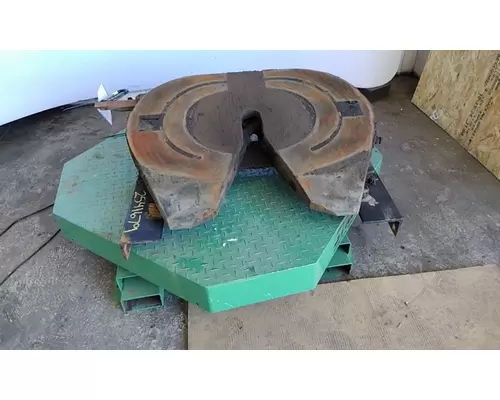 JOST  STATIONARY FIFTH WHEEL