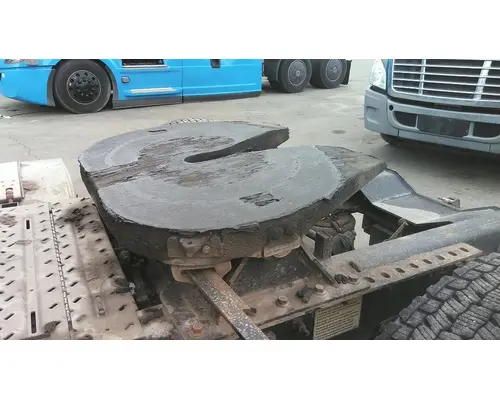 JOST  STATIONARY FIFTH WHEEL