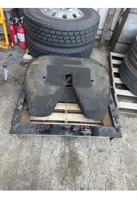 JOST CASCADIA Fifth Wheel